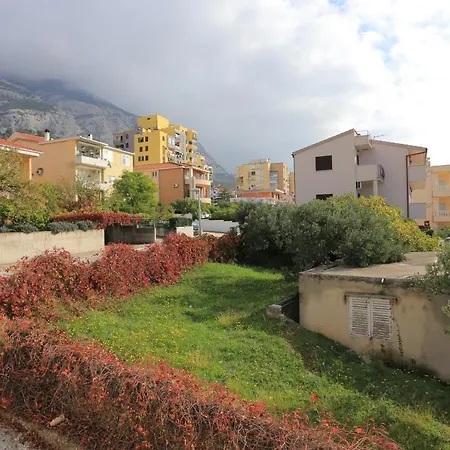 Apartment With Parking Space - 5984
