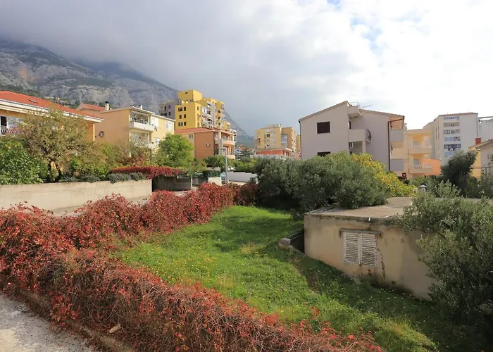 Apartment With Parking Space - 5984