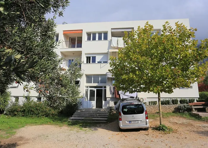 With Parking Space - 5984 Apartman Makarska